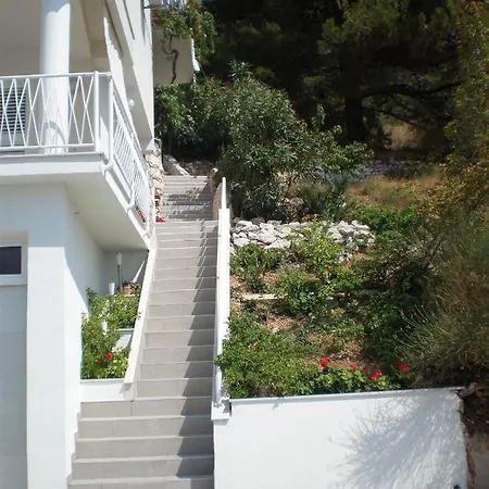 With A Parking Space Pisak, Omis - 4281 Apartment