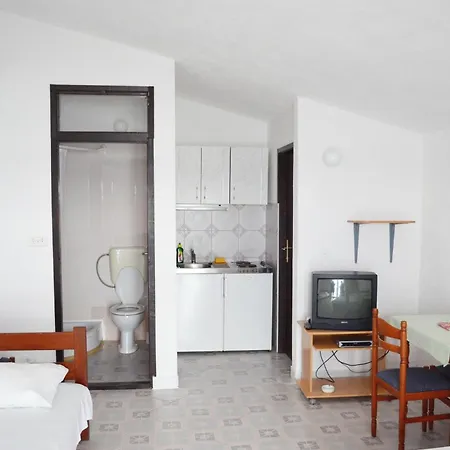 With A Parking Space Pisak, Omis - 4281 Apartment *